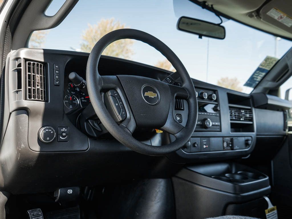 New 2026 Chevrolet Express 2500 w/ Driver Convenience Package RWD image 17