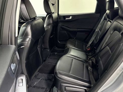 Used 2021 Ford Escape Titanium image 24