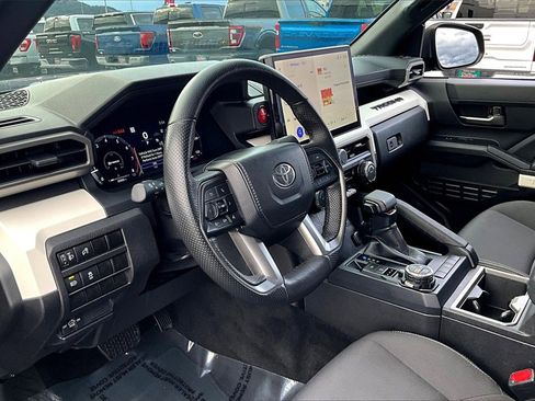 Used 2024 Toyota Tacoma TRD Off-Road image 14