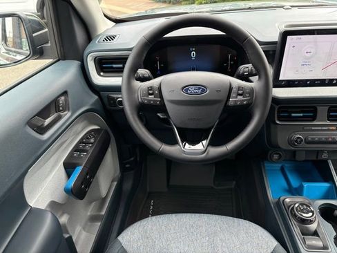 New 2025 Ford Maverick XLT w/ XLT Luxury Package image 29