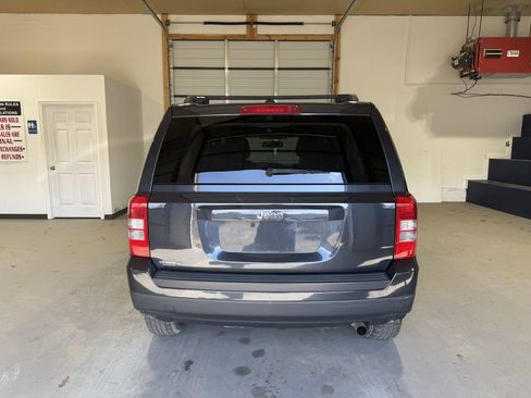 Used 2016 Jeep Patriot Sport w/ Power Value Group image 4