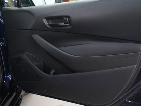 Used 2023 Toyota Corolla LE image 9