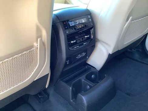 Used 2023 Jeep Grand Cherokee L Limited w/ Trailer Tow Group (B) AWD/4WD image 28