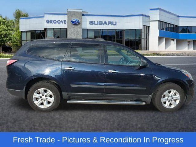 Used 2017 Chevrolet Traverse LS w/ LPO, 'HIT The Road' Package FWD image 6