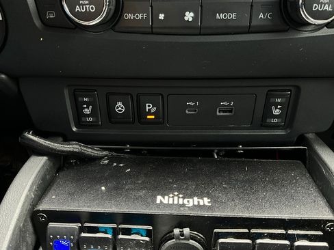 Used 2022 Nissan Frontier SV image 24