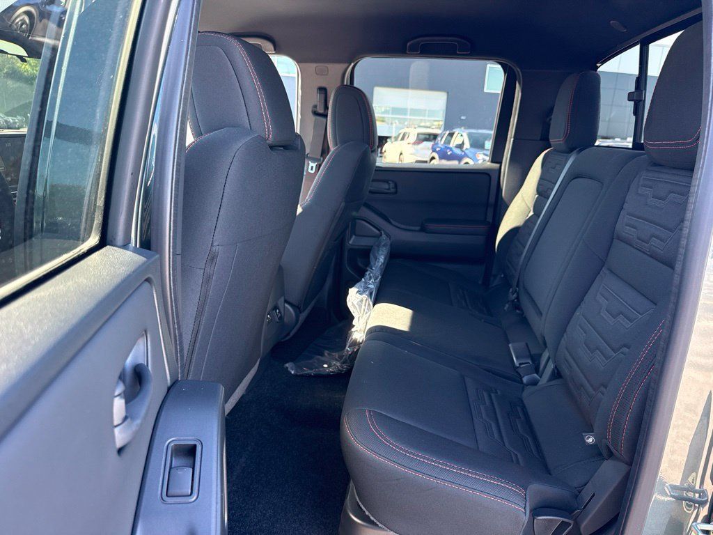 New 2027 Nissan Frontier PRO-4X w/ Pro Convenience Package AWD/4WD image 12