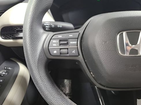 Used 2024 Honda HR-V LX image 24