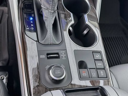 New 2026 Toyota Highlander Limited AWD/4WD image 21