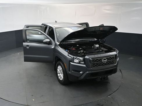 Used 2023 Nissan Frontier SV w/ Tow Package AWD/4WD image 17