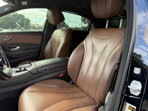 Used 2017 Mercedes-Benz S 550 Sedan image 24
