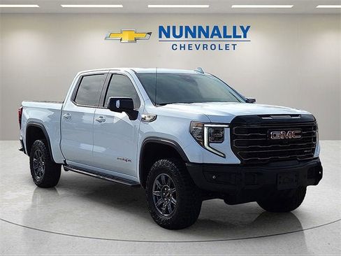 Certified 2024 GMC Sierra 1500 AT4X image 7