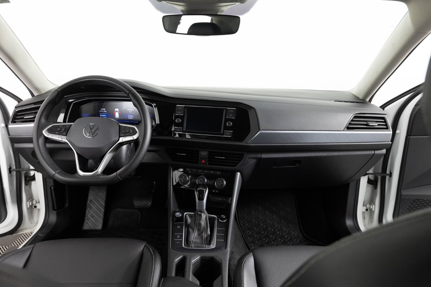 Used 2024 Volkswagen Jetta SE FWD image 33