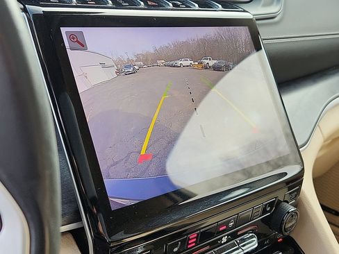 Used 2021 Jeep Grand Cherokee L Limited image 20