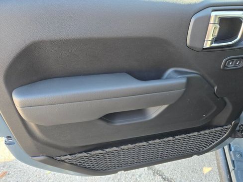 New 2026 Jeep Gladiator Mojave AWD/4WD image 19