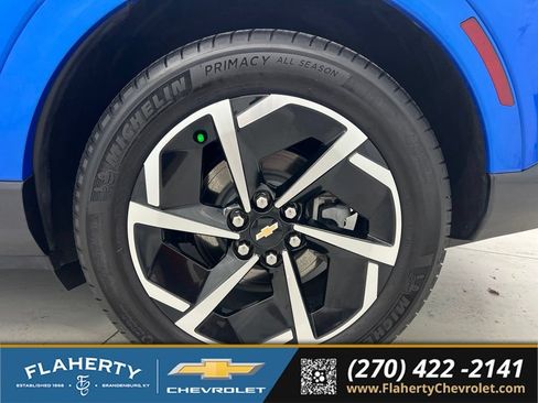 Used 2024 Chevrolet Equinox EV LT FWD image 18