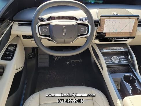 New 2026 Lincoln Nautilus Premier w/ Jet Appearance Package AWD/4WD image 6
