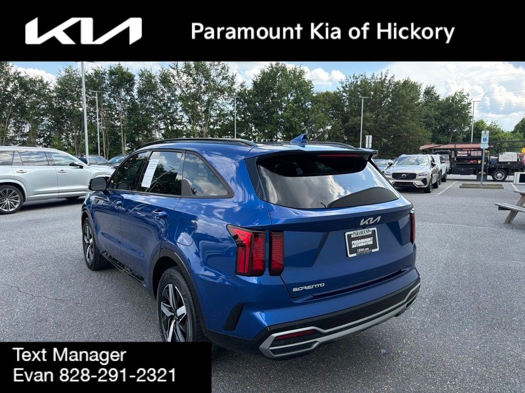 Used 2023 Kia Sorento S w/ Panoramic Sunroof Package FWD image 7