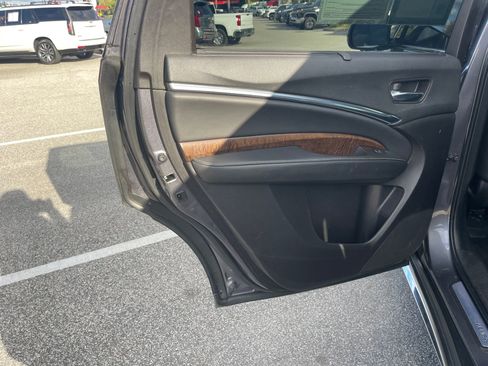 Used 2018 Acura MDX FWD w/ Advance Package image 24
