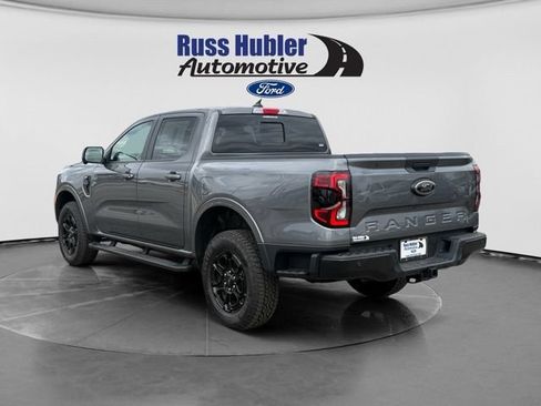 Used 2025 Ford Ranger Lariat w/ Black Appearance Package RWD image 3