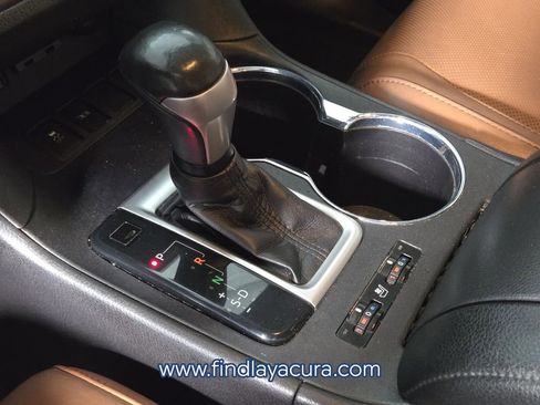 Used 2019 Toyota Highlander Limited image 23