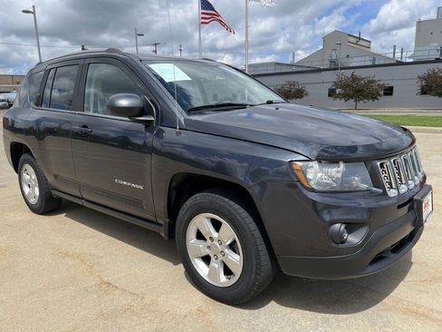Used 2014 Jeep Compass Sport w/ Power Value Group FWD image 13