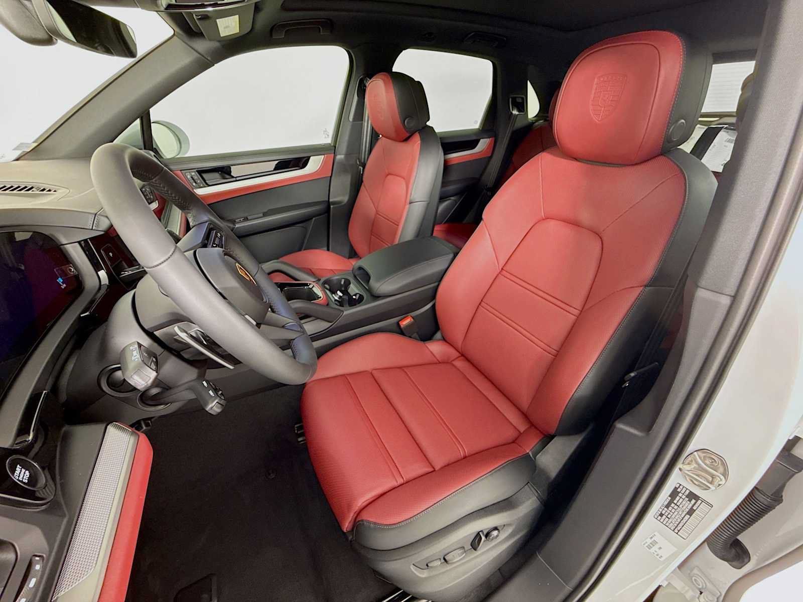 Used 2026 Porsche Cayenne AWD/4WD image 5