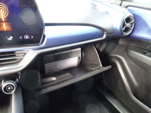 Certified 2025 Chevrolet Equinox EV LT w/ Convenience Package image 31