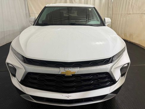 Used 2023 Chevrolet Blazer LT image 3