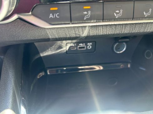 Used 2024 Nissan Altima 2.5 SV FWD image 20