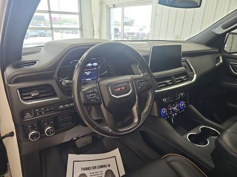 Used 2021 GMC Yukon XL AT4 w/ AT4 Premium Plus Package AWD/4WD image 39