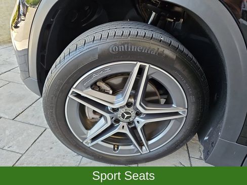 Used 2023 Mercedes-Benz GLA 250 4MATIC image 34