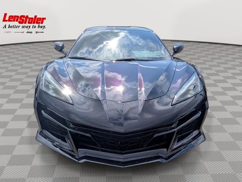Used 2025 Chevrolet Corvette E-Ray w/ Stealth Interior Trim Package AWD/4WD image 8