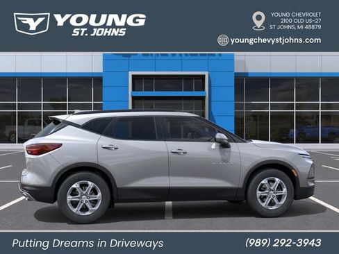 New 2026 Chevrolet Blazer LT w/ Convenience Package FWD image 5