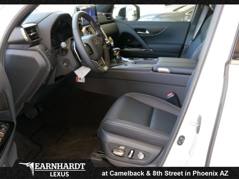 New 2026 Lexus LX 600 4WD w/ Luxury Package image 4