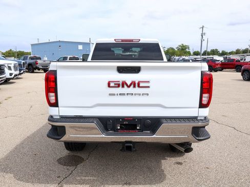 New 2026 GMC Sierra 3500 Pro w/ Convenience Package AWD/4WD image 4