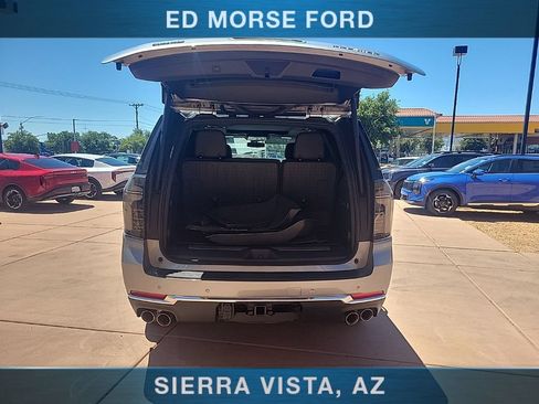 Used 2025 Chevrolet Tahoe Premier w/ Sun And Tow Package AWD/4WD image 16