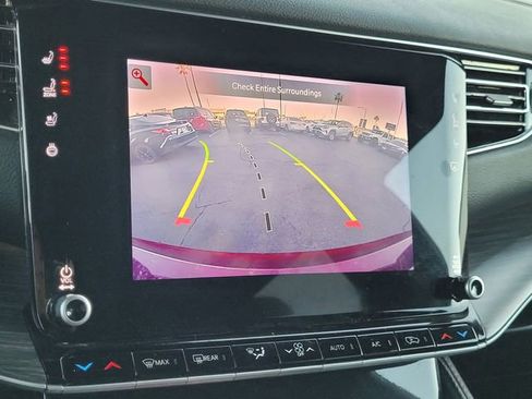 Used 2024 Jeep Wagoneer Series II w/ Flexible Seating Group image 10