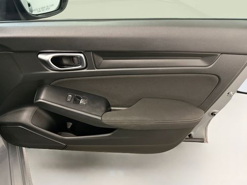 Used 2025 Honda Civic Sport image 33