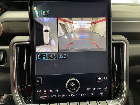 New 2026 GMC Yukon XL Denali w/ Sun & Power Step Package image 22