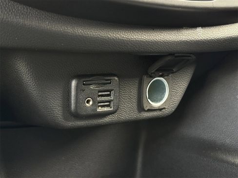 Certified 2023 Chevrolet Traverse RS image 22