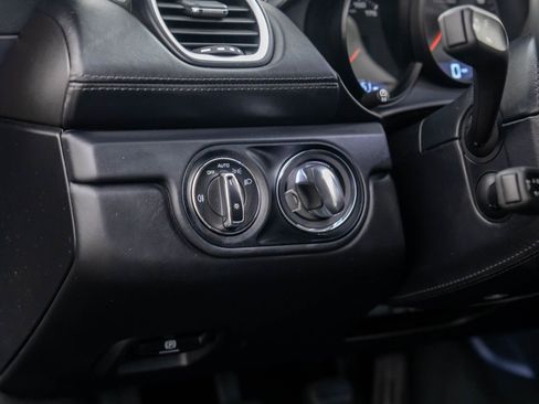 Certified 2021 Porsche 718 Cayman image 17