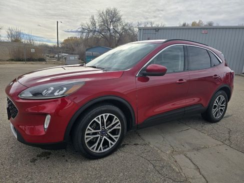 Used 2020 Ford Escape SEL image 10