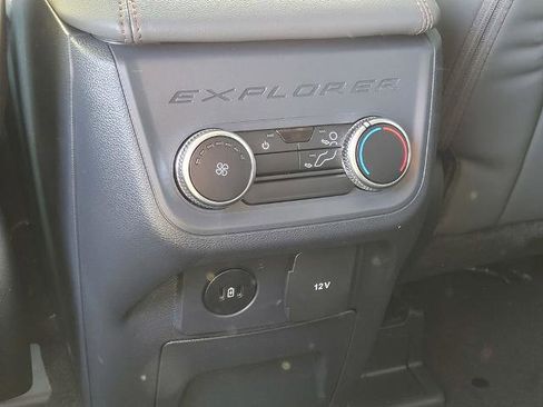 New 2026 Ford Explorer Active w/ Active Comfort Package image 12