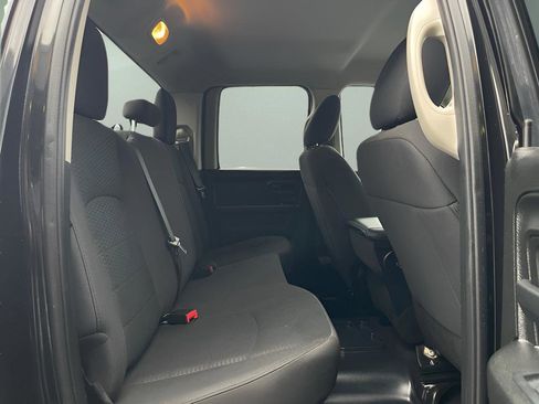 Used 2019 RAM 1500 Express w/ Express Value Package image 18