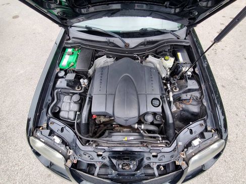 Used 2005 Chrysler Crossfire Coupe RWD image 14