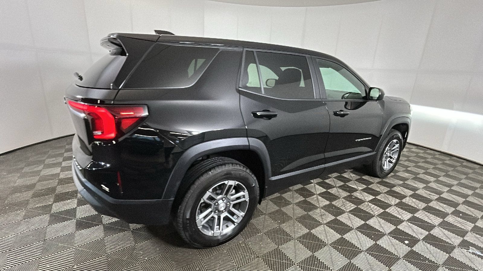 Used 2026 GMC Terrain Elevation FWD image 3
