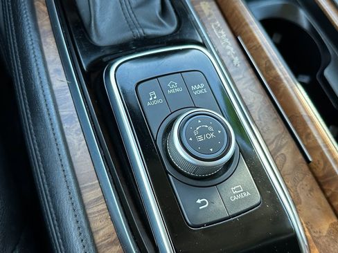 Used 2023 Nissan Armada SL w/ Captain's Chairs Package image 35