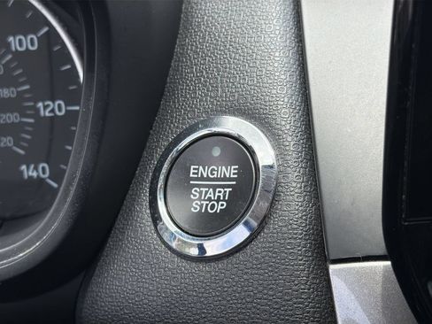 Used 2020 Ford EcoSport SE FWD image 30