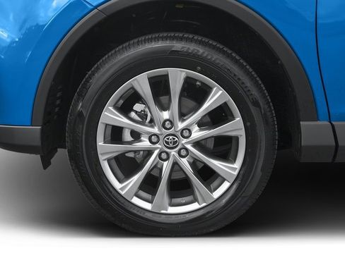 Used 2017 Toyota RAV4 Limited image 11