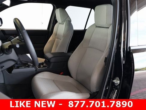 Used 2025 Toyota 4Runner SR5 image 11